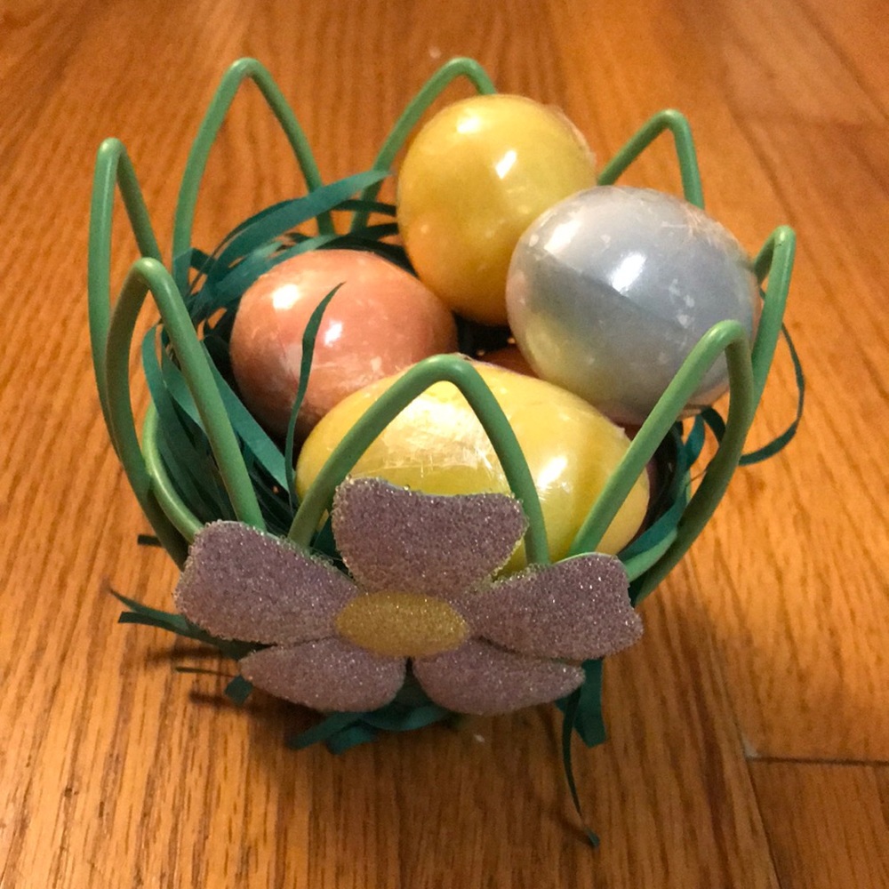 AVON Easter Egg Soaps Gift Set